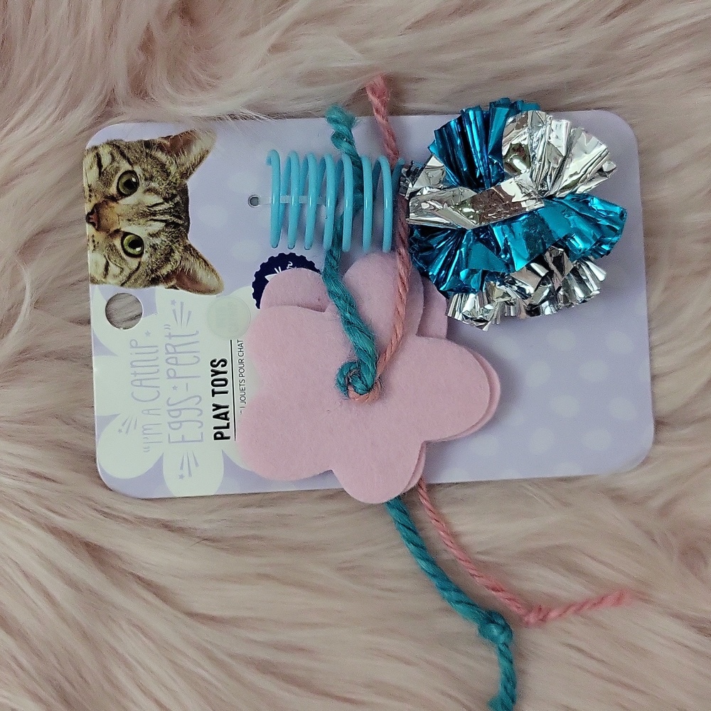 SALE!!! Brand New WHISKER CITY HOLIDAY INSPIRED CAT TOY-3CT.